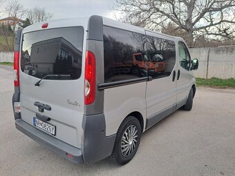 Renault Trafic 2.0 dci 66kw 9 miestny - 4