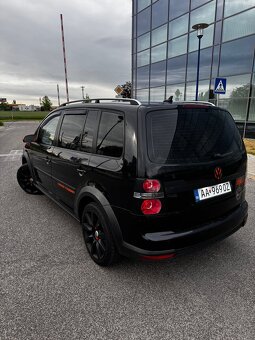 Volkswagen touran cross 2,0 TDi 103 kW - 4