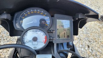 BMW F800R - 4