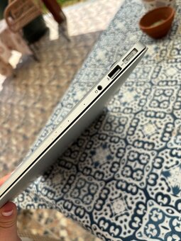 Predám MacBook Air 13” (2017) – vo výbornom stave - 4
