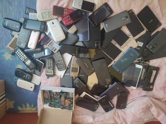Predám mobily ná náhradné diely - 4