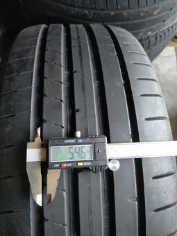 225/40 R 18 letné. - 4