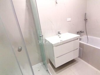 NA PREDAJ 2-IZBOVÝ BYT V NOVEJ DUBNICI 56 M2 S BALKÓNOM... - 4