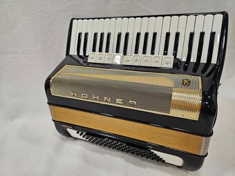 akordeon Hohner Lucia IV 96b - 4