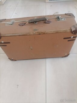 Predam stary kufor. - 4