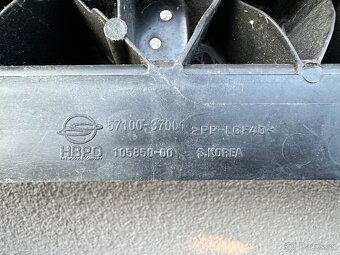 Ssangyong Tivoli stena - 4