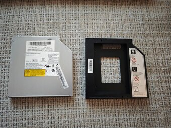 SilverStone TS09 – SATA HDD/SSD adaptér do notebooku (12,7 m - 4