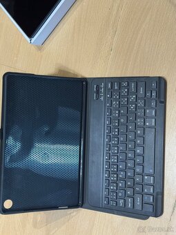 Lenovo tablet - 4