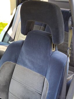 Toyota Corolla e 9 - 4