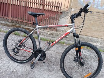 Horský bicykel -TREK- - 4