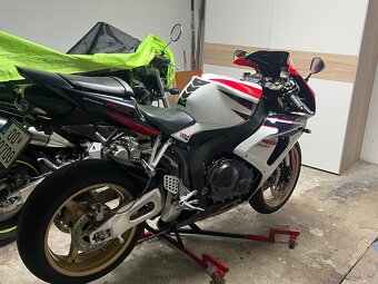 Honda CBR 1000RR Fireblade HRC - 4