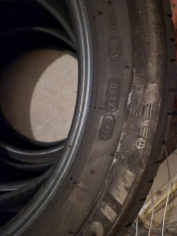 3x Michelin Pilot Sport 4 – 235/55 R19 – DOT 2022 – 5 mm - 4