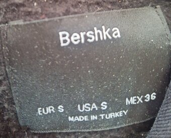 BERSHKA mikina vel.S cierna - 4