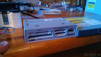 CD/DVD/Floppy,čítačka kariet - Vypratanie - 4