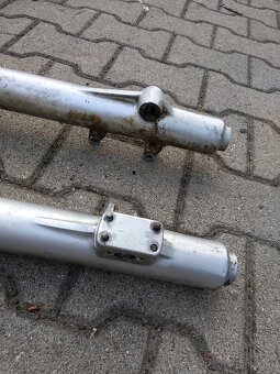 Yamaha TT 600 predná vidlica - 4