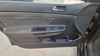 VW Golf V 1,4i 66kw kód motora: BLN - 4