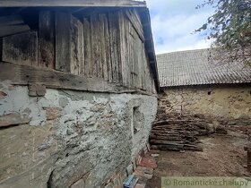 Pôvodný kamenný dom na chalupu v malej dedinke Horné St - 4