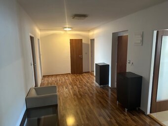 Prenajmem byt v PN s vlastným parkovaním v centre NOVÁ CENA - 4