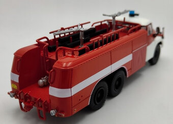 Tatra 148 CAS 32 1:43 - 4