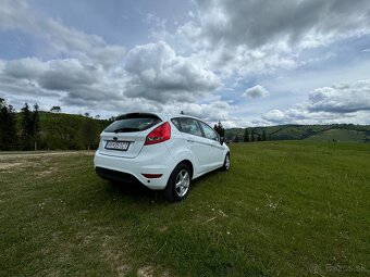 Ford fiesta 1,25 60kw benzín - 4
