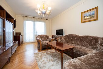 3-izbový byt s 2 balkónmi a špajzou v byte, Zvolen Sekier - 4