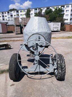 Stavebná miešačka na betón - 4