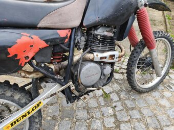 Predám Hondu XR 600 R bez tp - 4