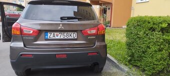 Mitsubishi ASX - 4