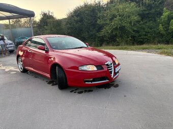 Alfa Rómeo GT 1.9 JTD 130kw - 4
