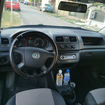 Škoda fabia 1. 2 44kw 2010 - 4