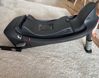 Cybex i-size Aton vajíčko + isofix - 4