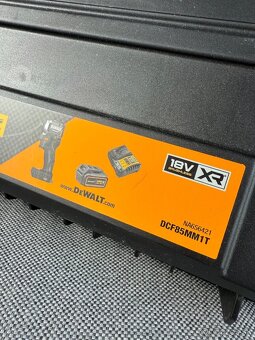 rázový uťahovač DEWALT 18V MCLAREN - 4