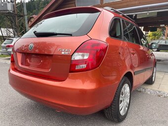 Škoda Fabia Kombi 1,6 benzín M5 - 4