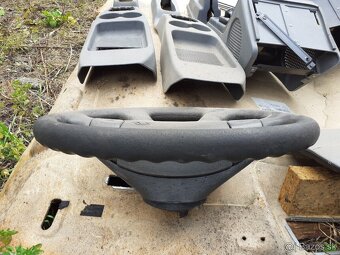 Predam stredovy panel na skoda felicia a vzperu na tlmice - 4