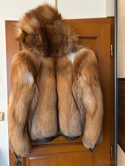 Pravý kožuch s kapucňou z líšky - 4
