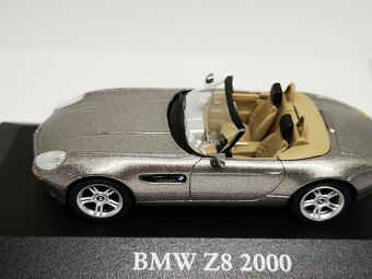 Predám zberateľský model auta BMW ZS 2000 1:43 - 4