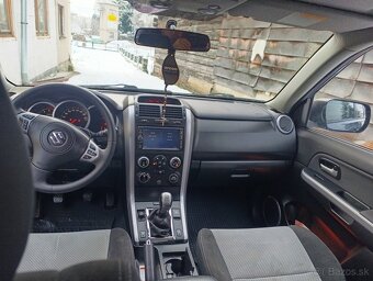 Suzuki Grand Vitara - 4
