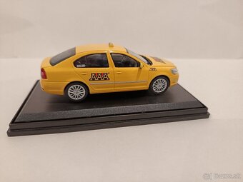 Škoda Octavia fl. taxi AAA Abrex,1:43 - 4