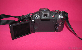 Canon PowerShot S5 IS - 4