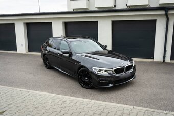BMW 540i xDrive Touring - 4