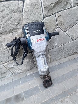 Bouracie kladivo Bosch GSH 27VC - 4
