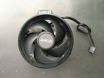 Procesor AMD Ryzen 3 2200G - 4