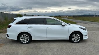 Kia Ceed SW 1.5 T-GDi Gold A/T - 4