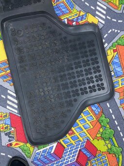 koberceky ,rohoze ,gumy BMW X6,X5 - 4