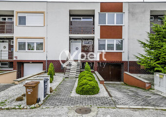 NA PREDAJ RODINNÝ DOM S GARÁŽOU A SLNEČNOU ZÁHRADOU - 4