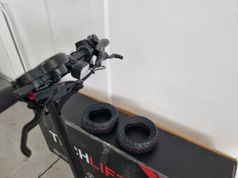 Elektrická kolobežka Techlife X8, 2x1000W - 4