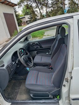 Predám Volkswagen Polo 98 1,4 16V benzín - 4