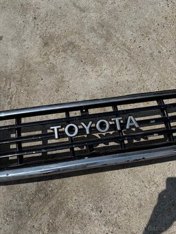 Predná maska Toyota Land cruiser 73 - 4