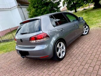 Volkswagen Golf 6 2.0 Tdi CR Highline - 4