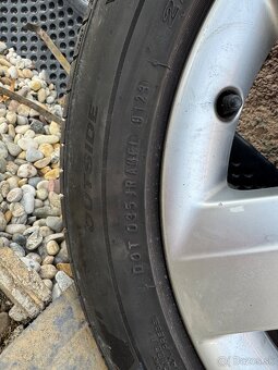 Hlinikive disky na audi a6c6 +letne gumy. Top stav - 4